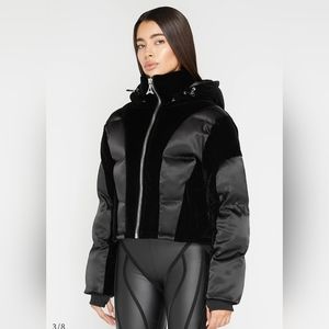 🔥 SATIN AND VELVET PUFFER JACKET - BLACK - size 10 🔥